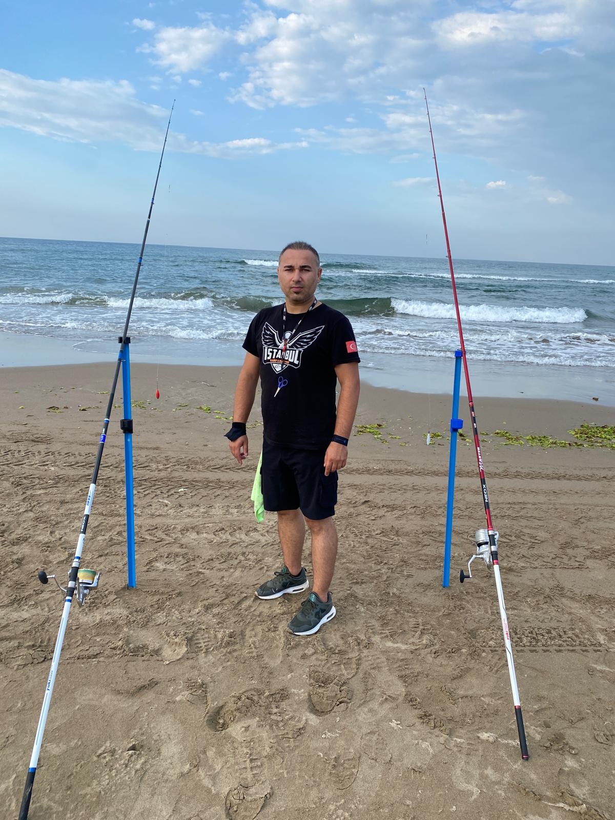 Murat Bozkurt, surf casting, kıyıdan balık avlama, surf casting uzmanı, balıkçılık yarışmaları, surf casting eğitimi, surf casting teknikleri, balık avı, balık avı malzemeleri, Dalyan Oltacılık, balıkçılık